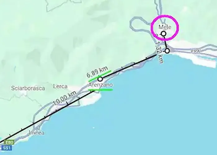 Voltri - Arenzano Meno Di 2 K M Dal Mare Lägenhet